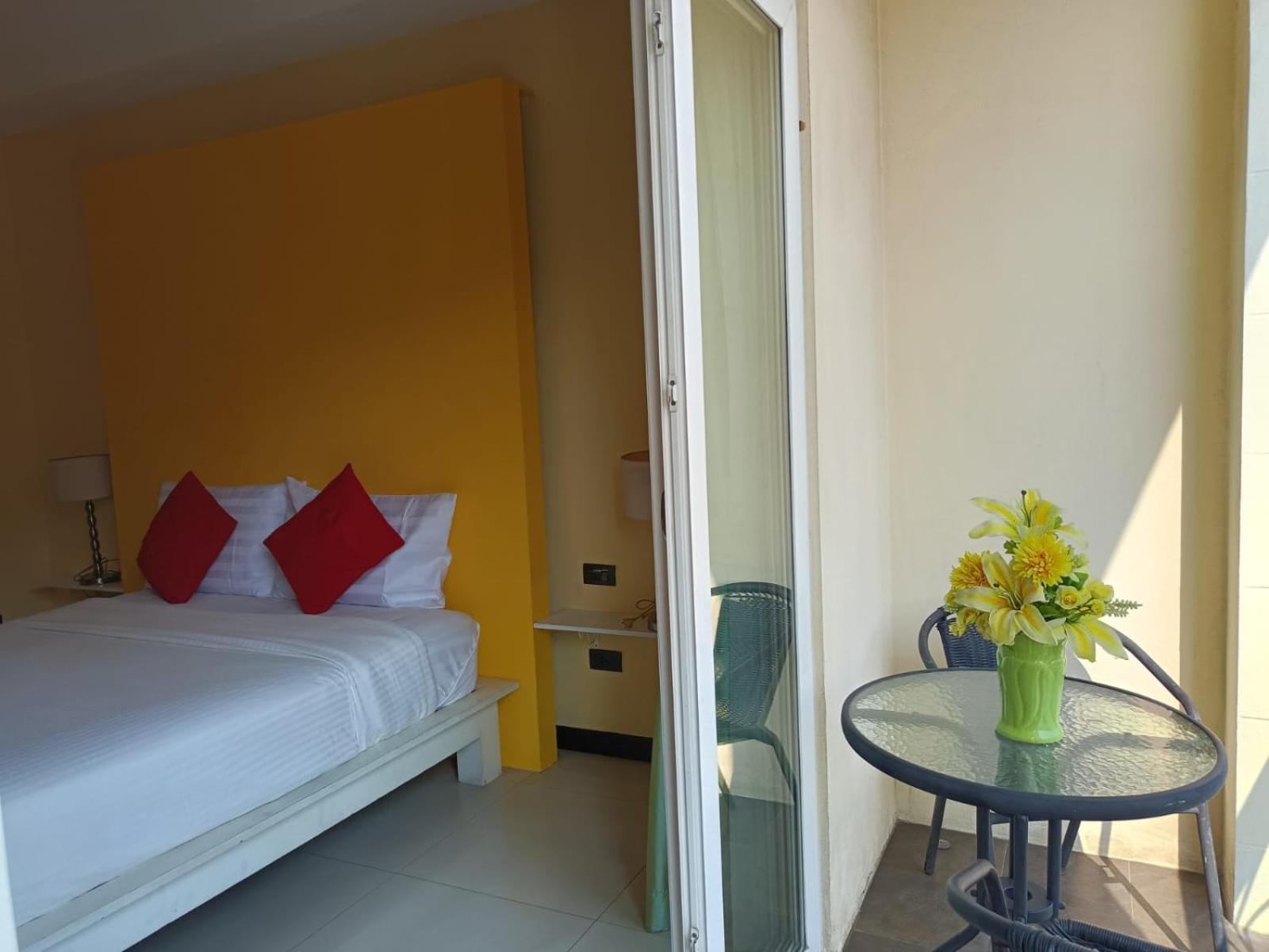 Aura Inn Rooms パッタヤー エクステリア 写真